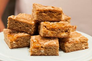 peanut butter blondies